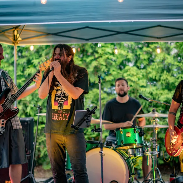 Full band on stage